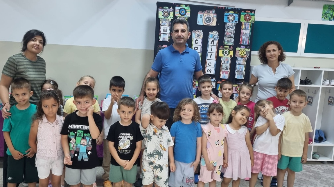 Aile Yılı İçin Anasınıfı Öğrencilerimizden Canım Ailem Temalı Mini Fotoğraf Sergisi